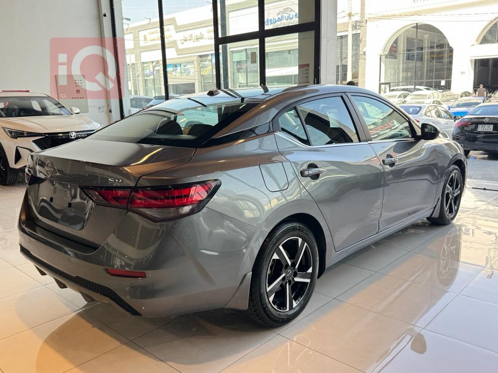 نیسان سێنترا